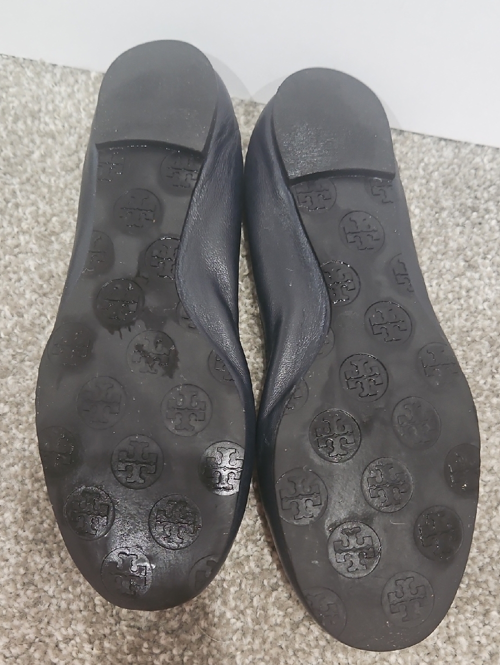 Tory Burch Black Leather Reva Ballet Flats Size 6 - Picture 2 of 5